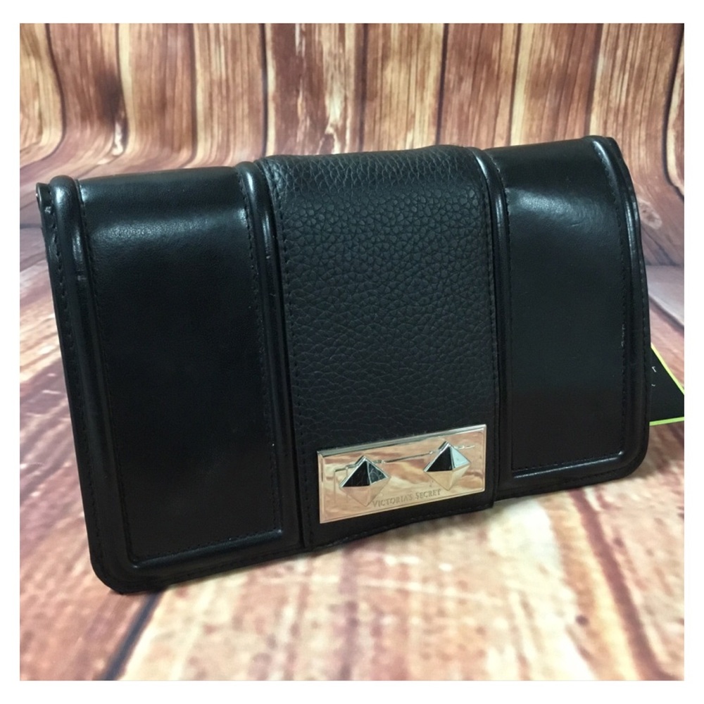 VICTORIA’S SECRET Black Makeup Bag